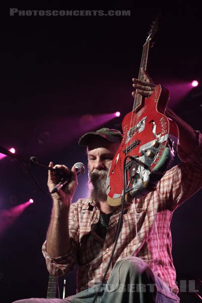 SEASICK STEVE - 2007-11-10 - PARIS - La Boule Noire - 